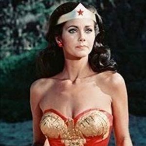 Meet your Posher, Dee